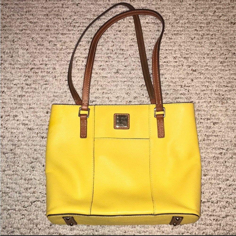 Dooney & Bourke Medium Size Tote